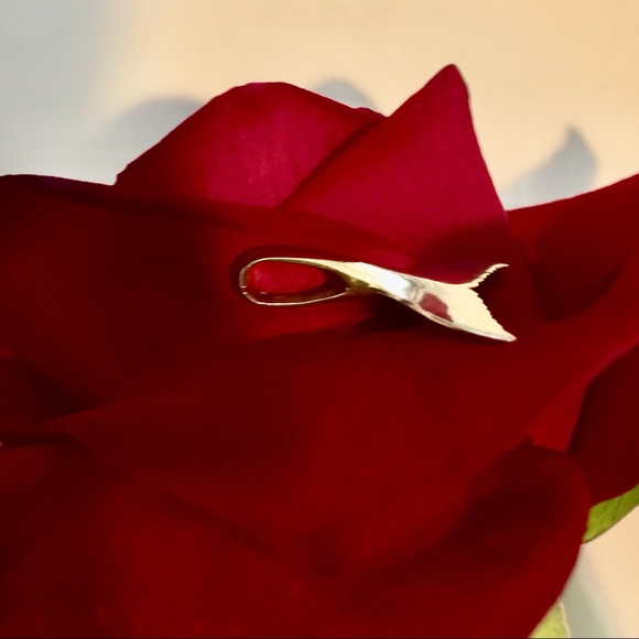 14k Gold Whales Tale Polished Pendent Necklace Custom Made on Maui Preowned - Picture 7 of 15